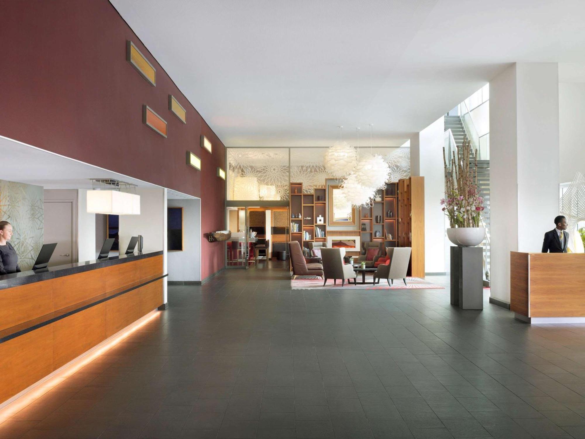 Moevenpick Hotel Amsterdam City Centre Exterior foto